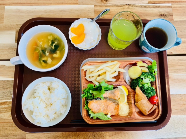 学食「桜町カフェ」について